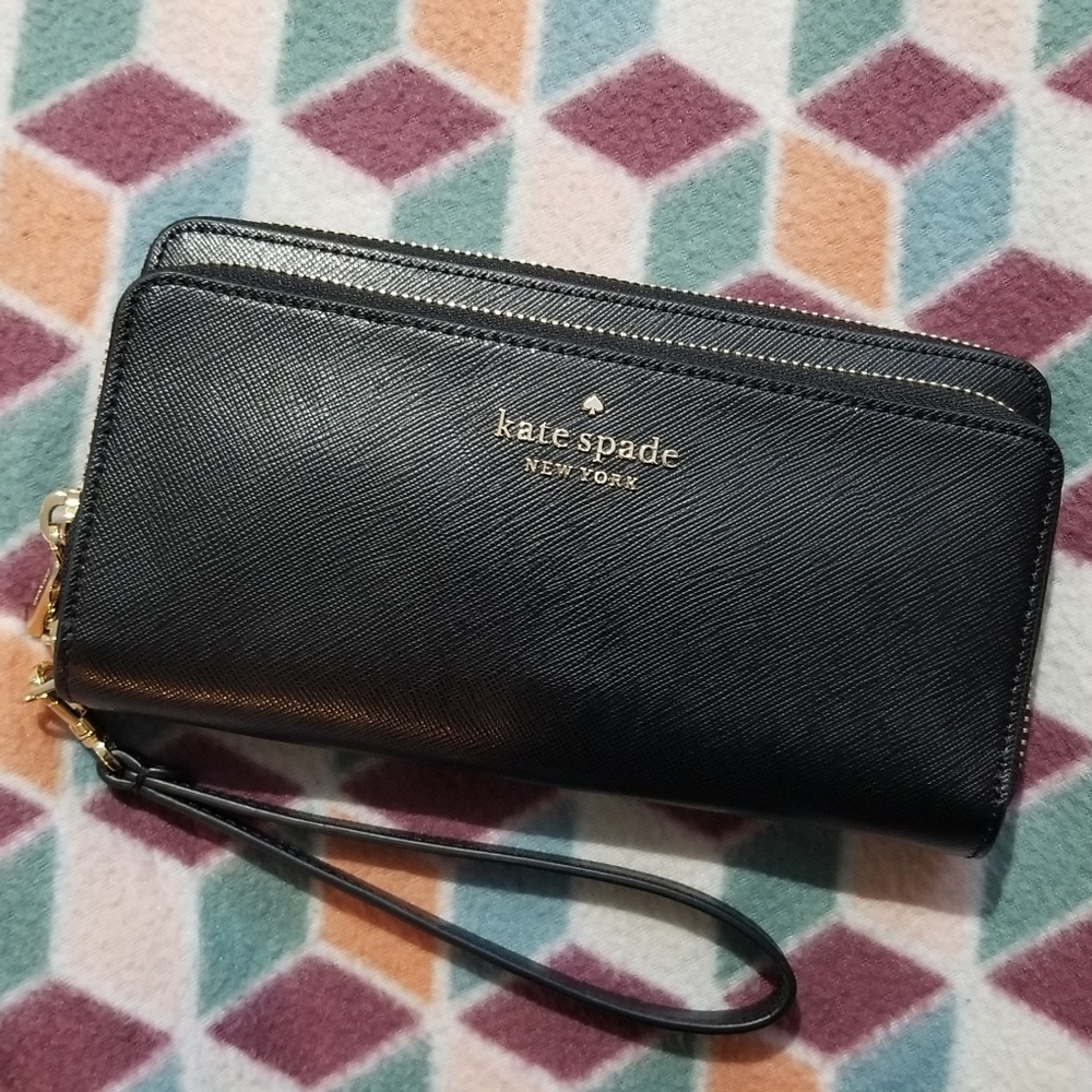 LIKE NEW kate spade Staci Large Carry-All Wristlet